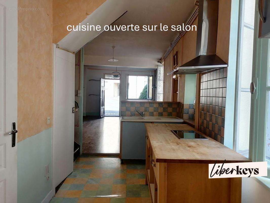 Maison de ville- hyper centre- 3 chambres-cave-cellier-71700 tournus - photo 4