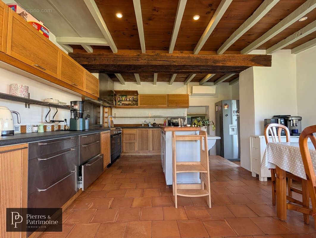 Maison à MONCRABEAU