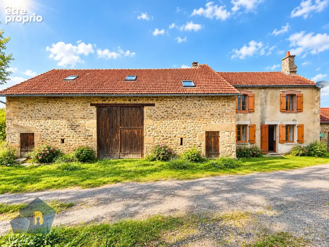 Maison de caractère en pierre de pays   Le charme authentique de la Creuse et un beau potentiel d’agrandisseme - photo 2