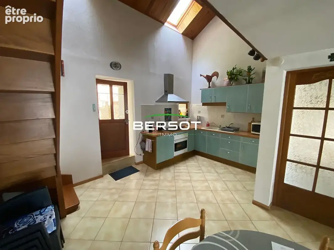 Maison à PORT-SUR-SAONE