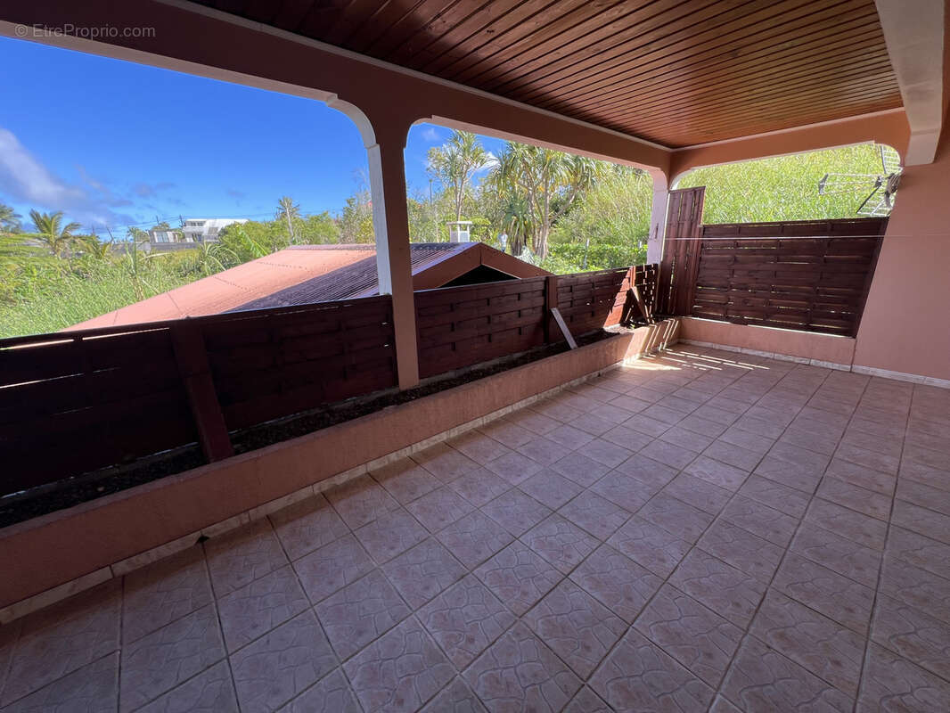 Maison à SAINT-JOSEPH