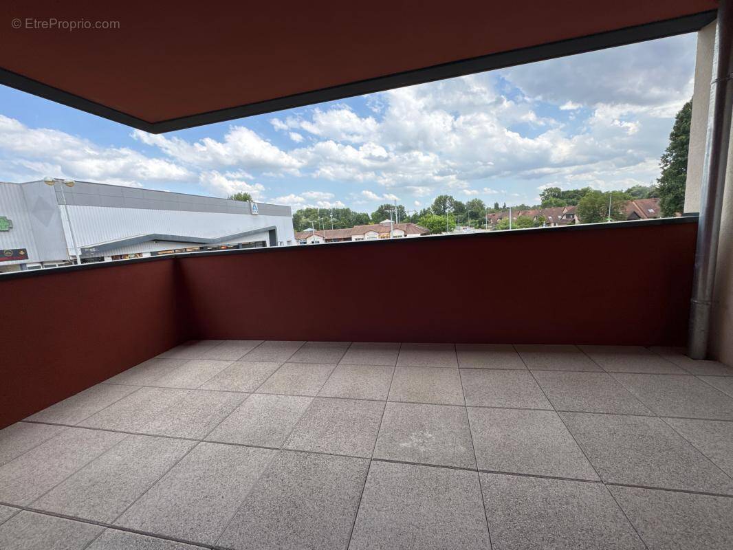 Appartement T4 avec grand balcon – Pont-de-Chéruy (38230) - photo 3