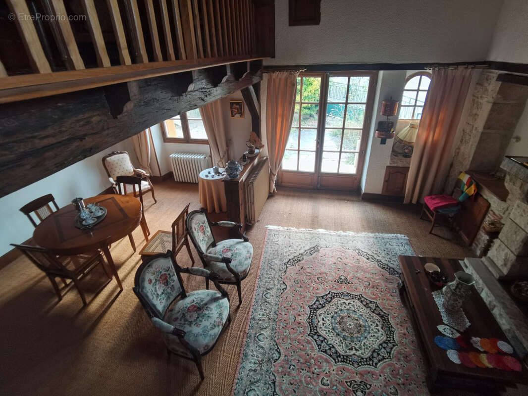 Maison à CHASSENEUIL-SUR-BONNIEURE