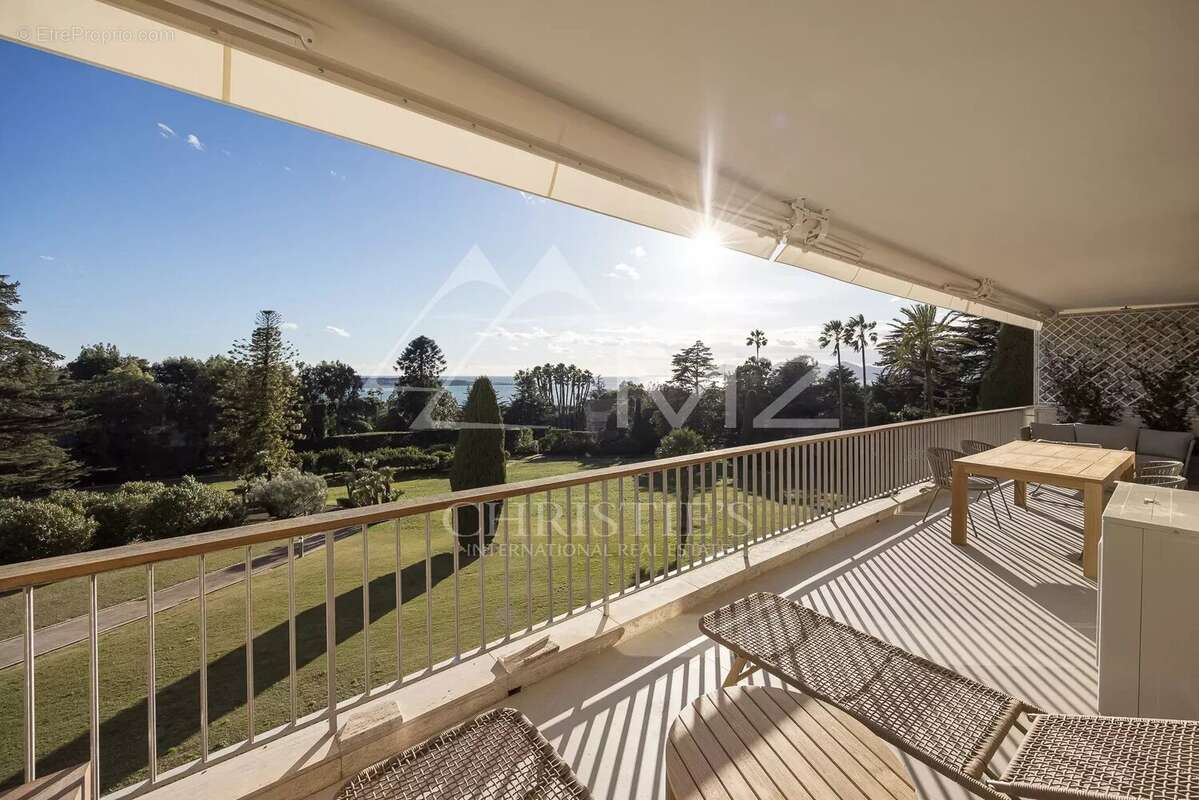 Appartement à CANNES