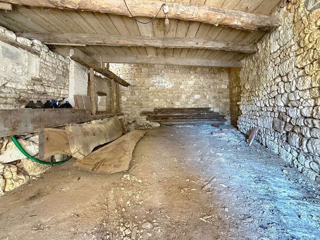 Autre à SOYAUX
