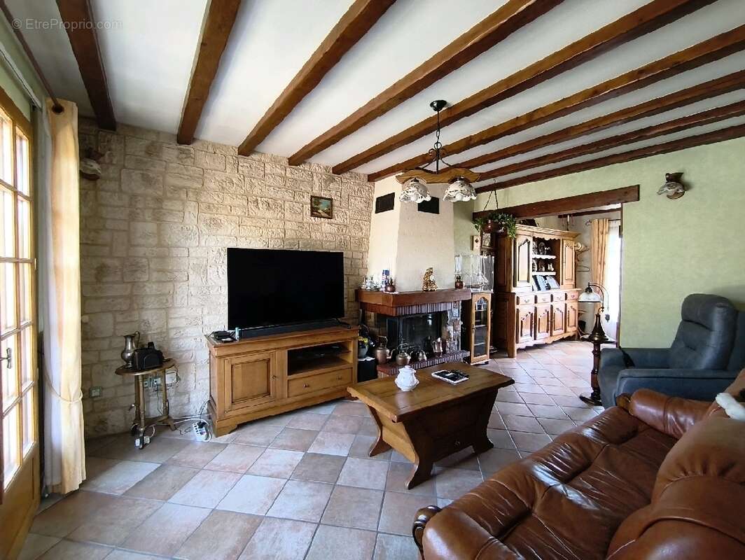 Maison à AUVERS-SUR-OISE