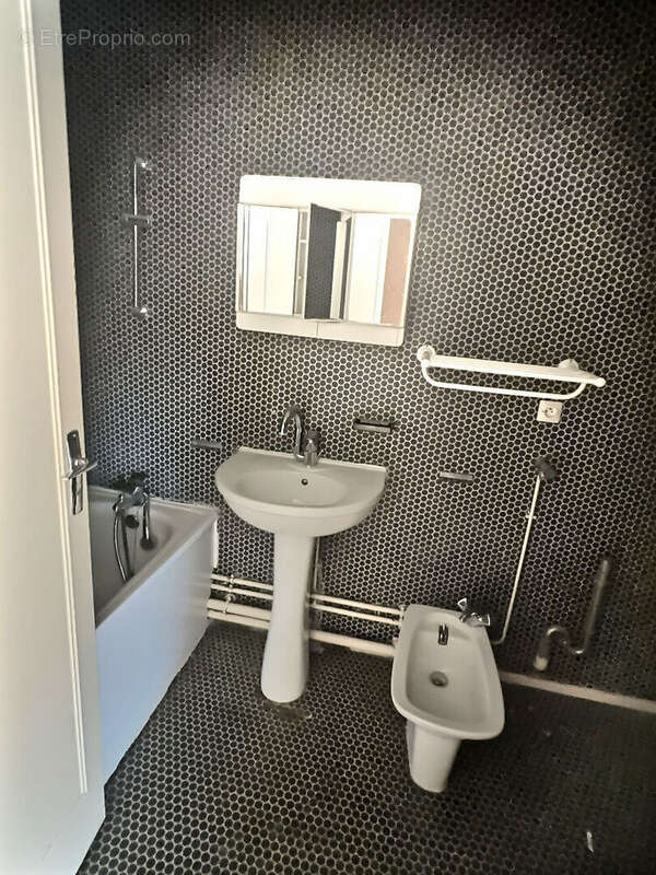 Appartement à IVRY-SUR-SEINE