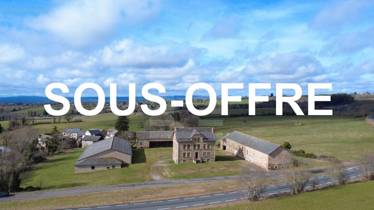 Maison à QUINS