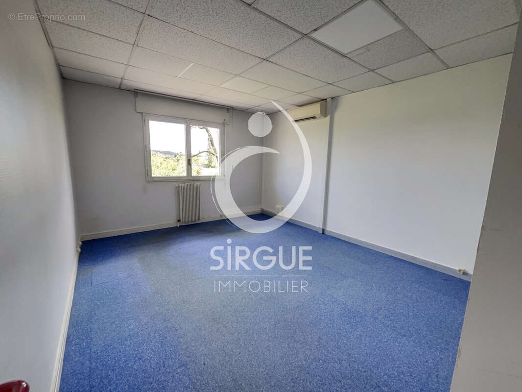 Commerce à LE SEQUESTRE