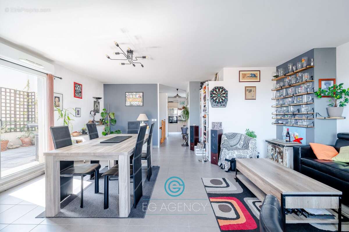 Appartement à MARSEILLE-10E