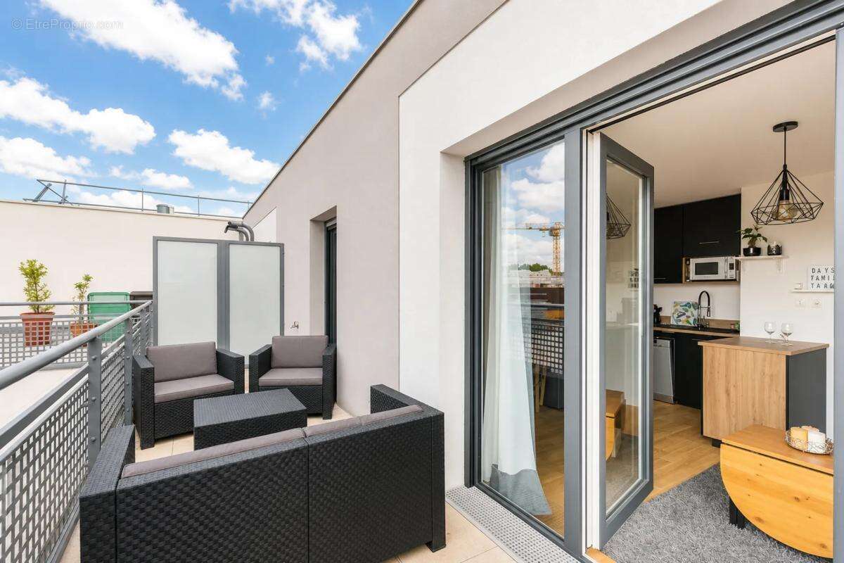 Appartement T3 lumineux avec terrasse à Villepinte - photo 2