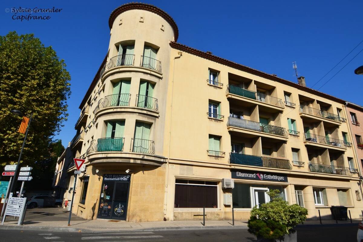 Appartement à SALON-DE-PROVENCE