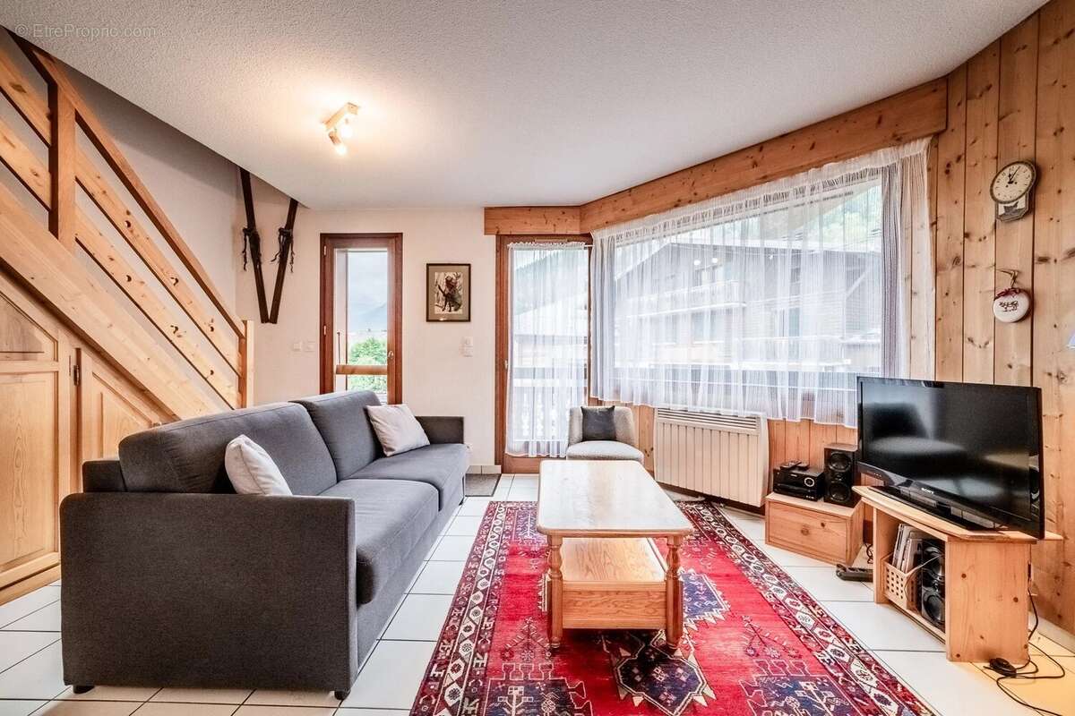 Magnifique Appartement en duplex de 2 chambres + coin nuit en plein coeur du village de Morzine - photo 3