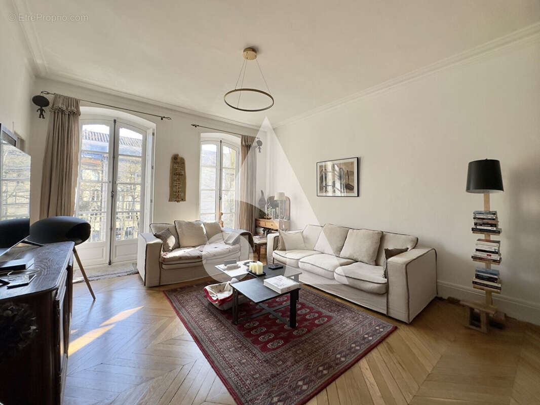 Appartement à CAHORS