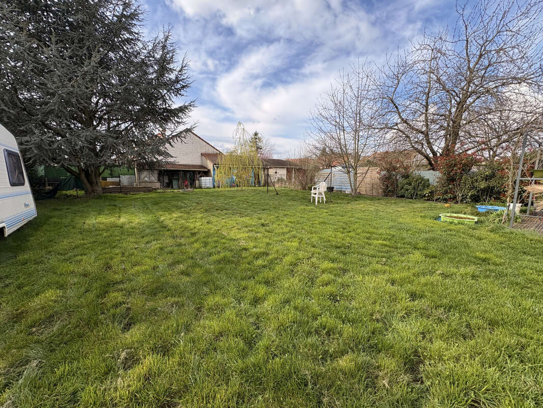 Maison à SAINTE-GENEVIEVE