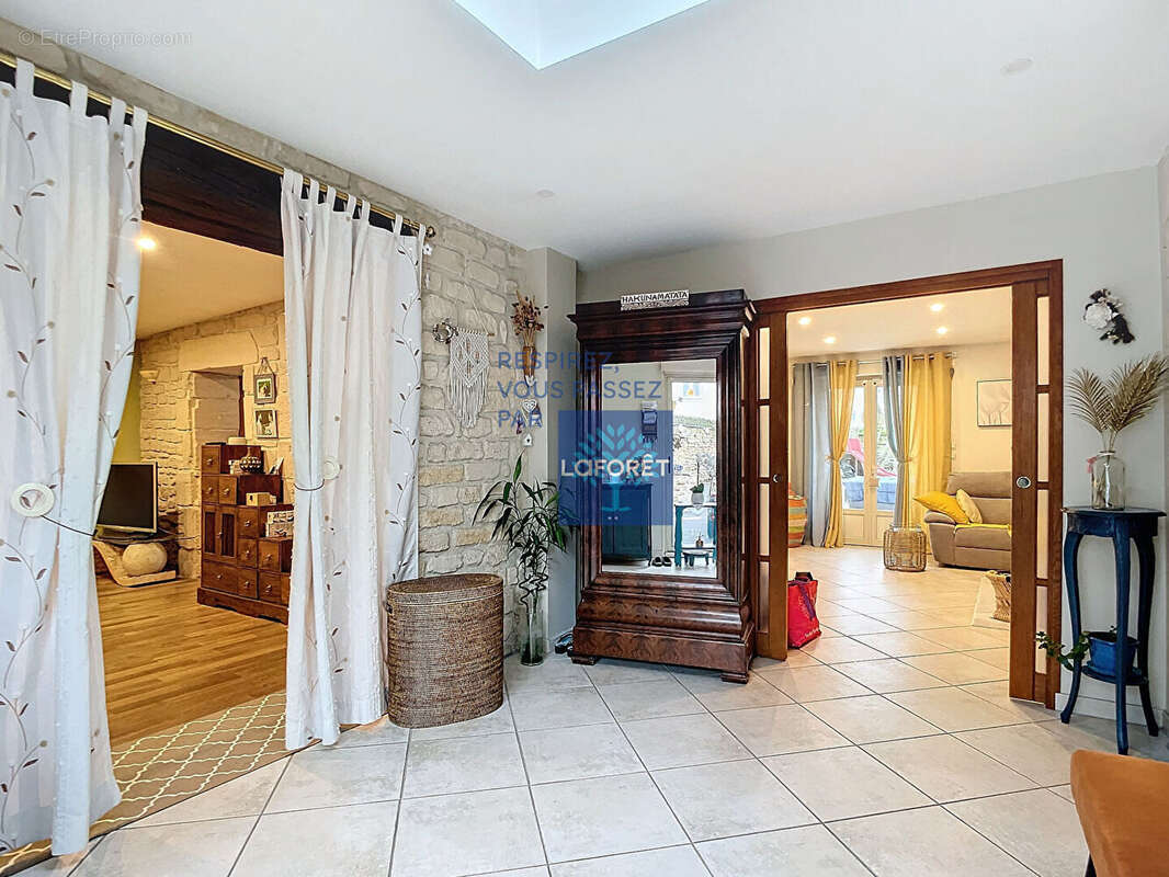 Maison à MONTATAIRE