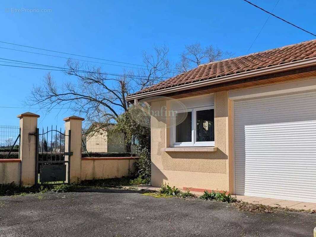 Maison à MIRANDE