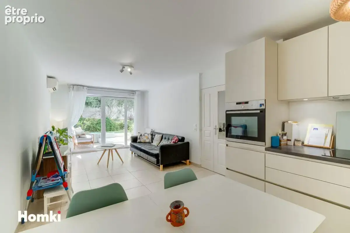 Appartement T3 de 60 m² à Marseille 13008, Rue Gaz du Midi - photo 3