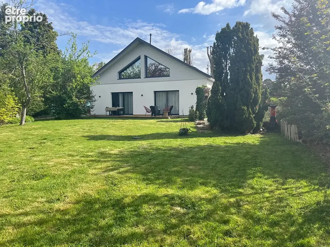 Villa contemporaine de grand standing à vendre à Venon - Réf. DD1801L - photo 2