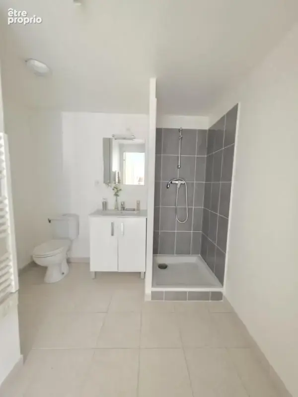 Appartement de type 3 de 60m² + 10m² de terrasse - photo 9