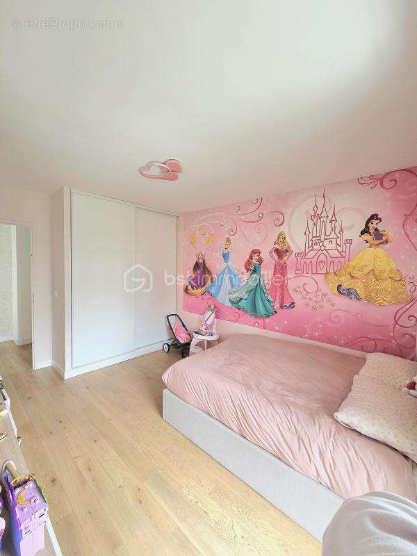 Appartement à RUEIL-MALMAISON