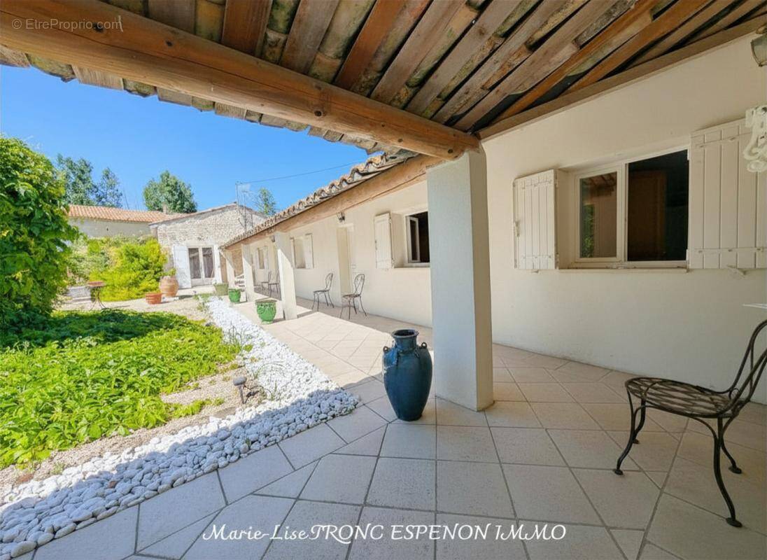Maison à VELLERON
