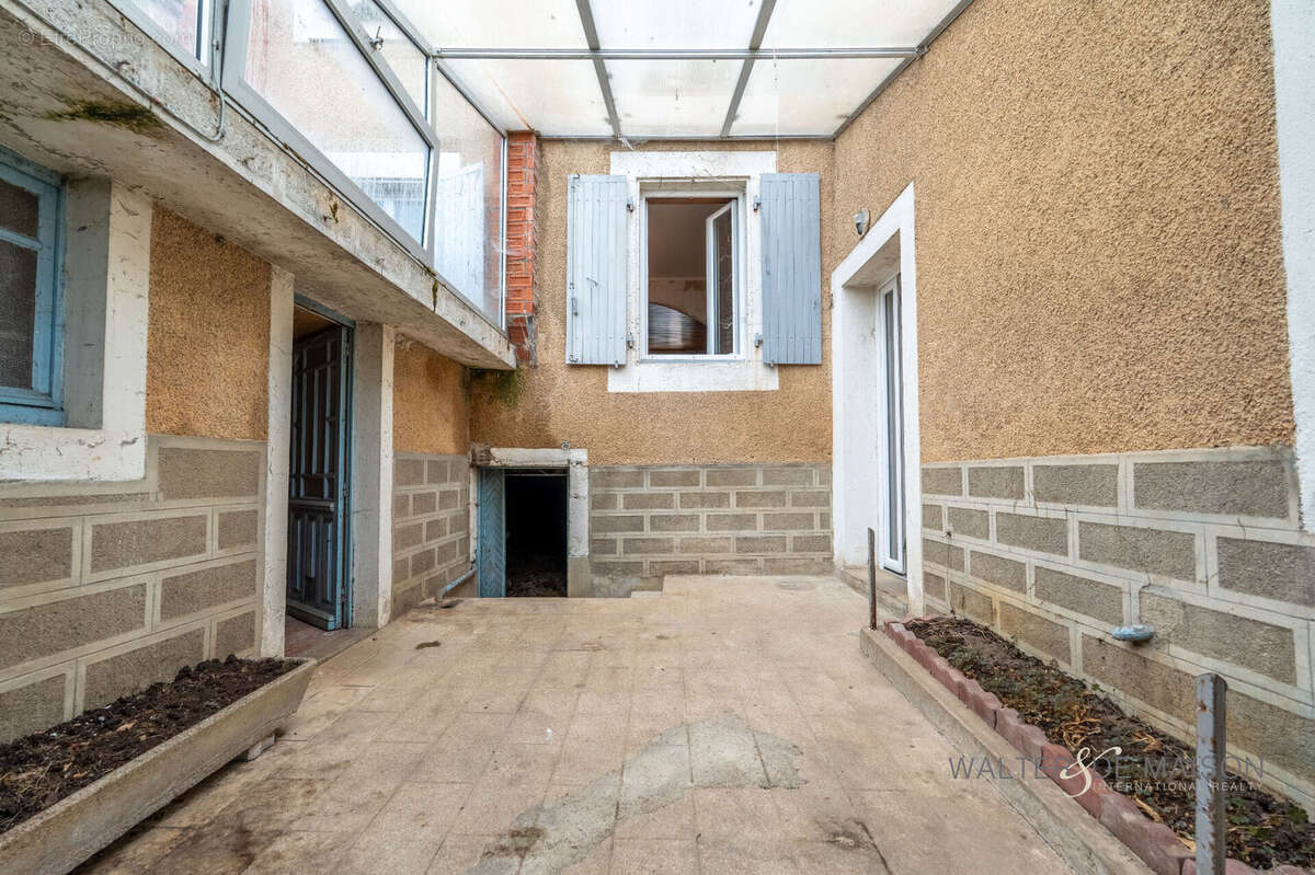 Maison à SAINT-ANGEAU