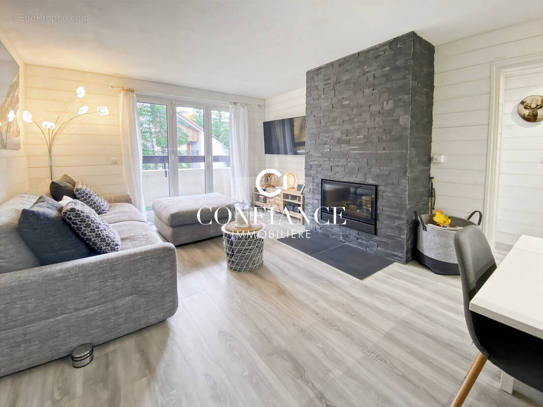 Appartement à SAINT-ETIENNE-DE-TINEE