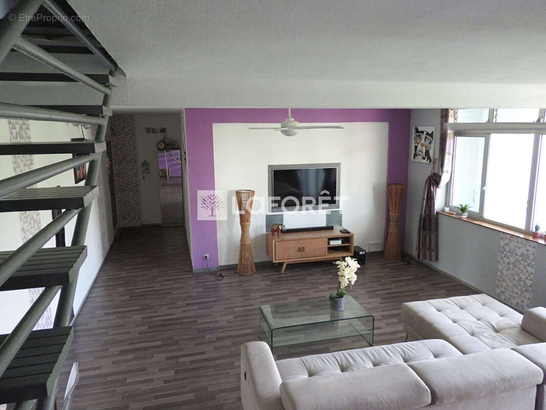 Appartement 4 pièces route de Cluny 104.51 m2 - photo 4
