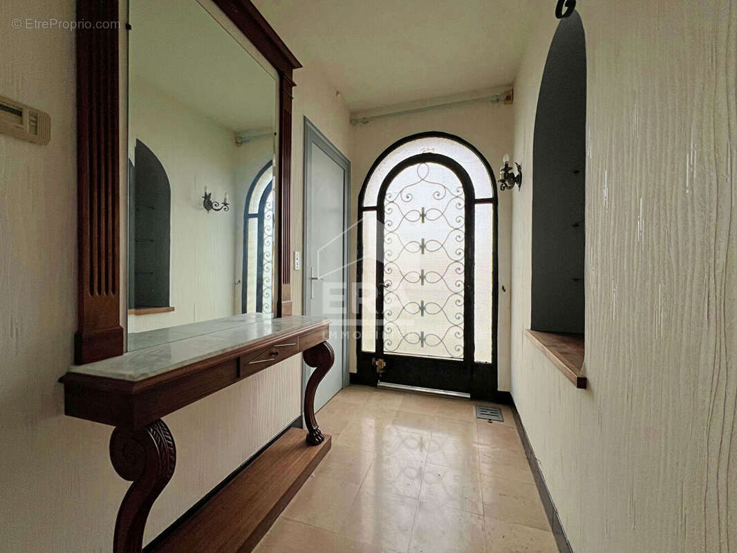 Maison à L&#039;ISLE-D&#039;ESPAGNAC