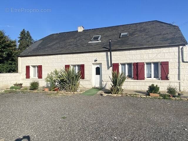Maison à RESSONS-SUR-MATZ