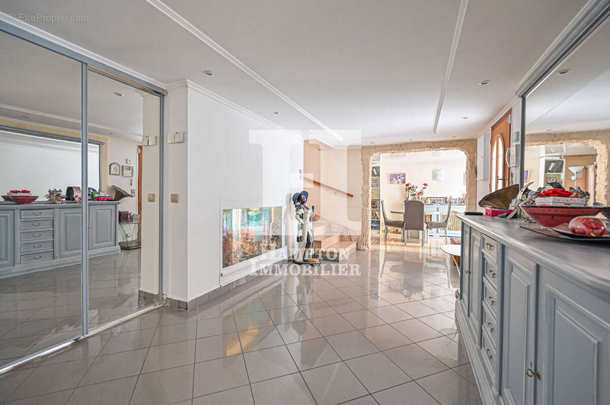 Maison à MONTREUIL