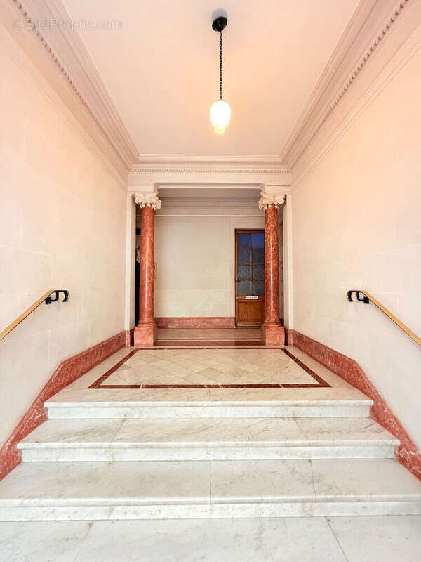 Appartement à PARIS-5E