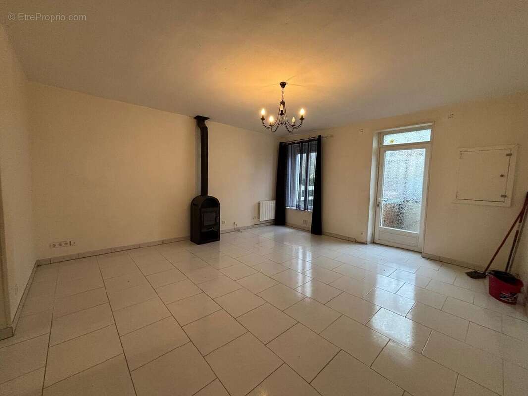 Photo 3 - Maison à VILLERS-COTTERETS