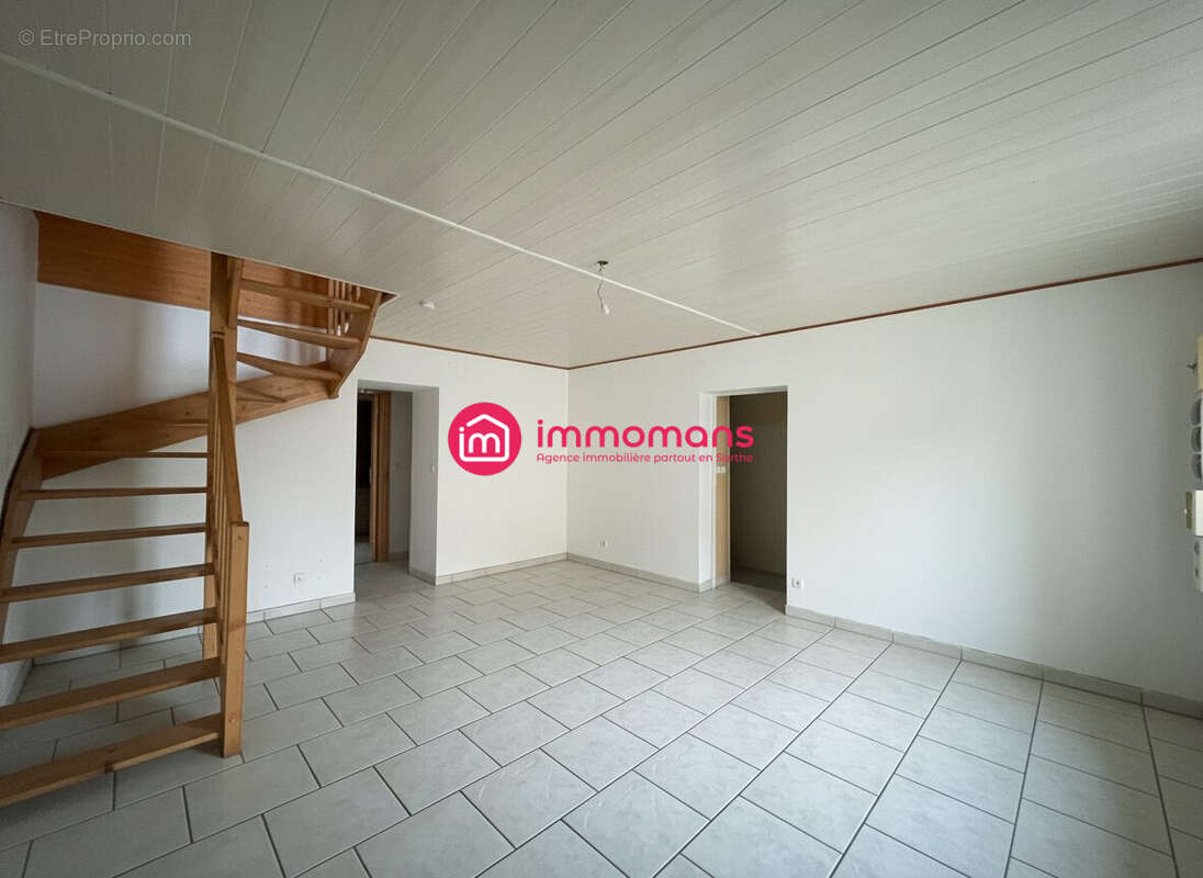 Maison à BONNETABLE