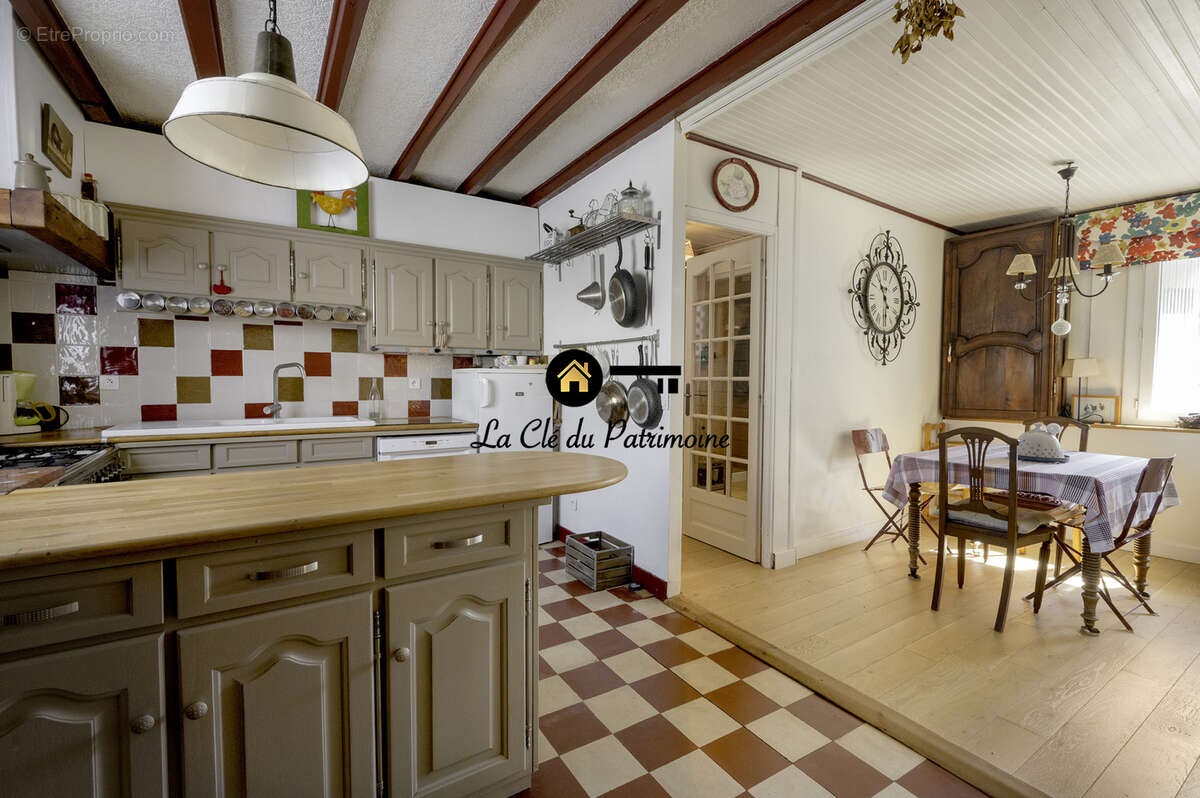 Maison à SAINT-SELVE