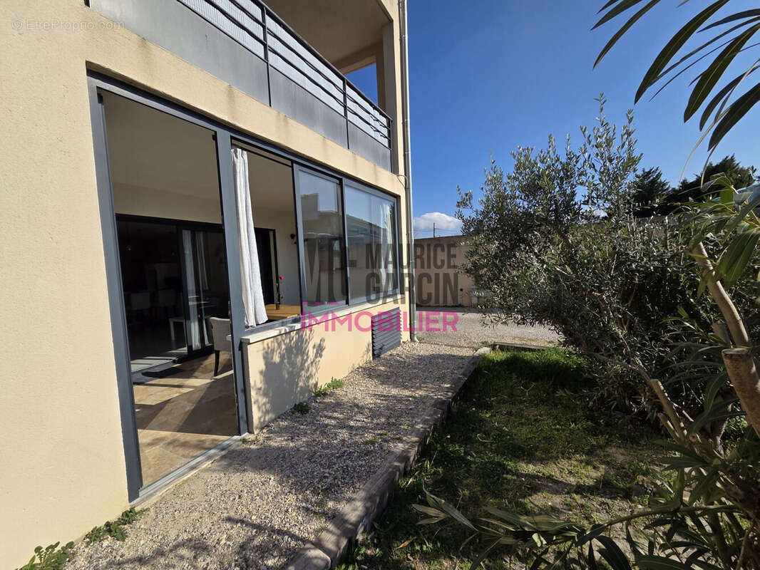 Appartement à L'ISLE-SUR-LA-SORGUE