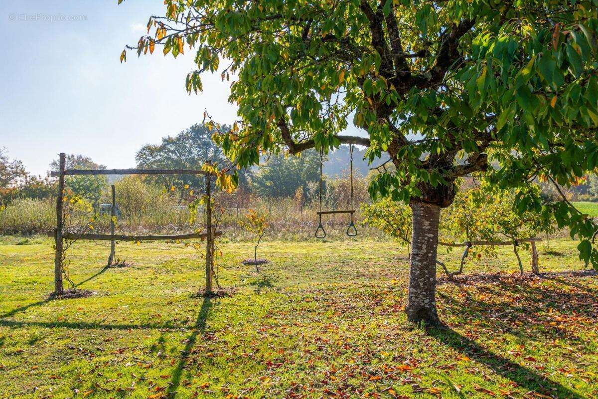 Maison à SAVIGNE-L&#039;EVEQUE