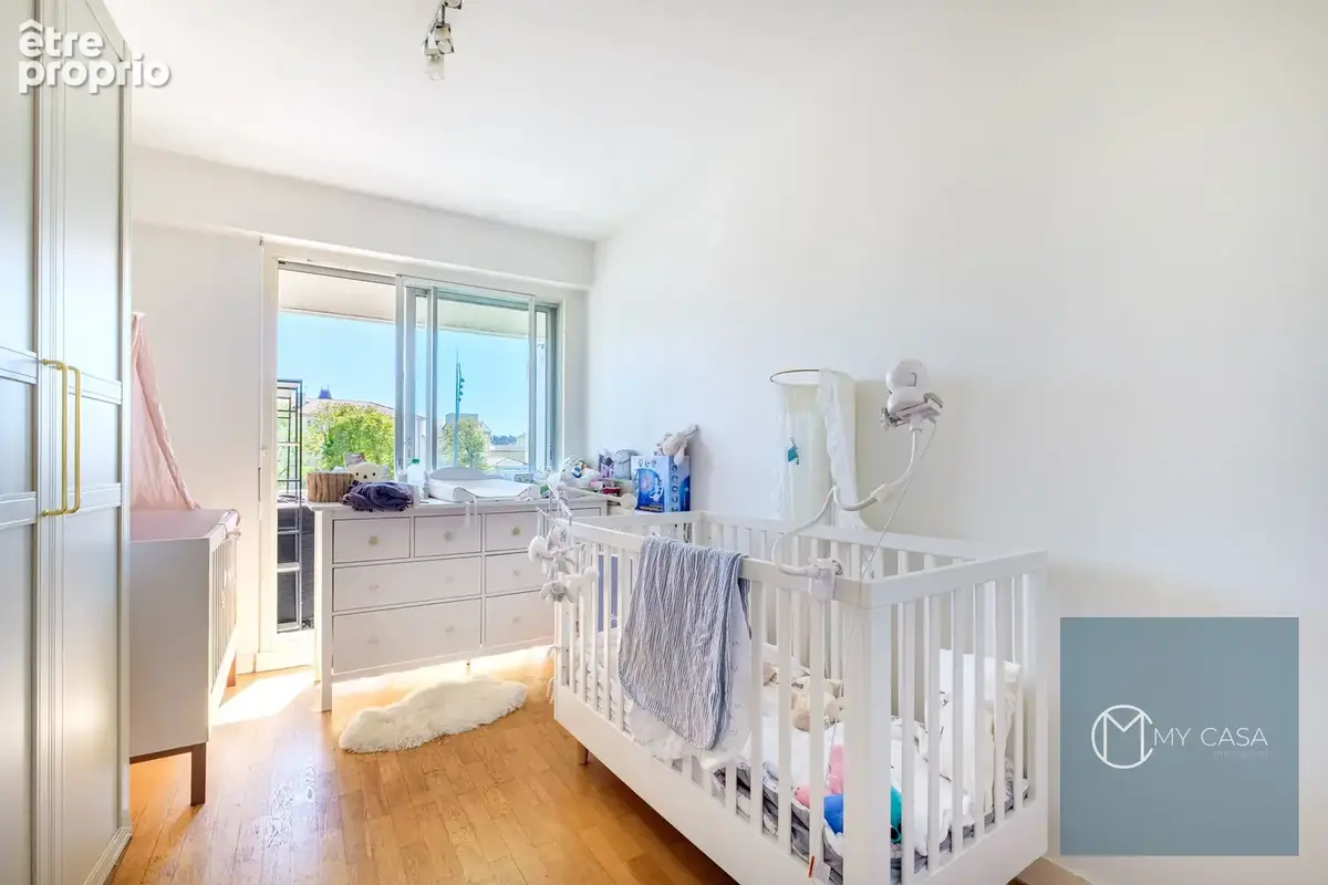 Villeurbanne - Appartement rénové de 91,17 m2 avec balcon - photo 7