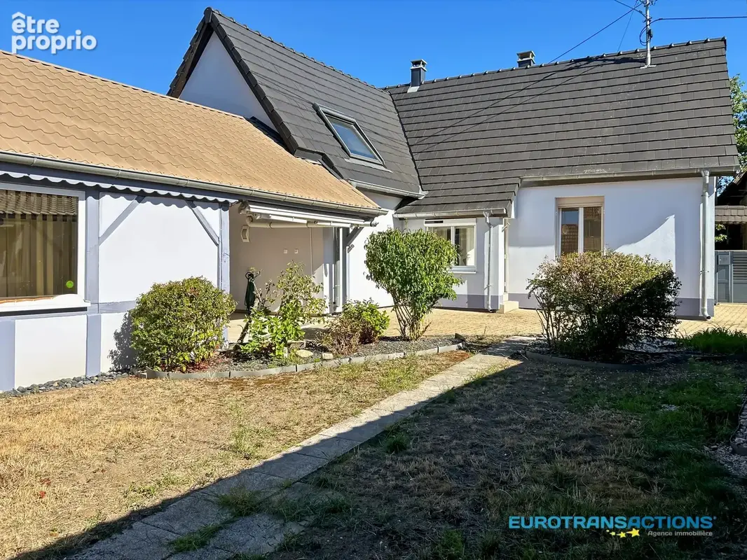 Maison de 5 pièces rénovée et au calme en impasse, de 100 m² (121 m² au sol) avec dépendance (80 m²) - photo 11