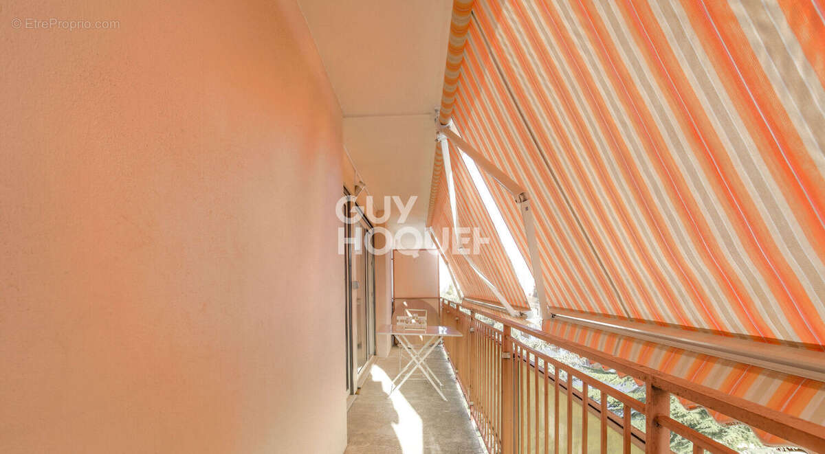 Appartement à RILLIEUX-LA-PAPE