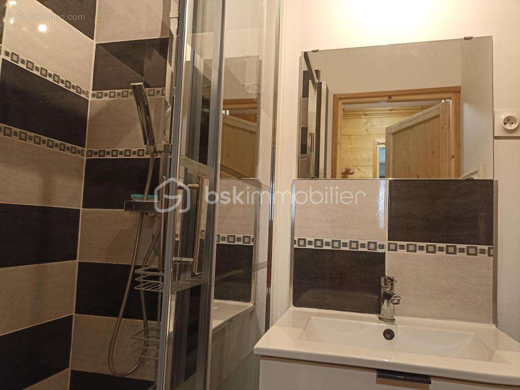 Appartement à LES AVANCHERS-VALMOREL