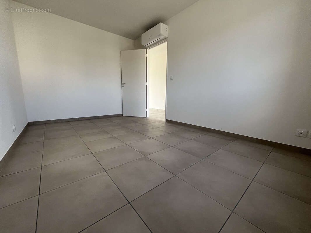 Maison à BIZE-MINERVOIS