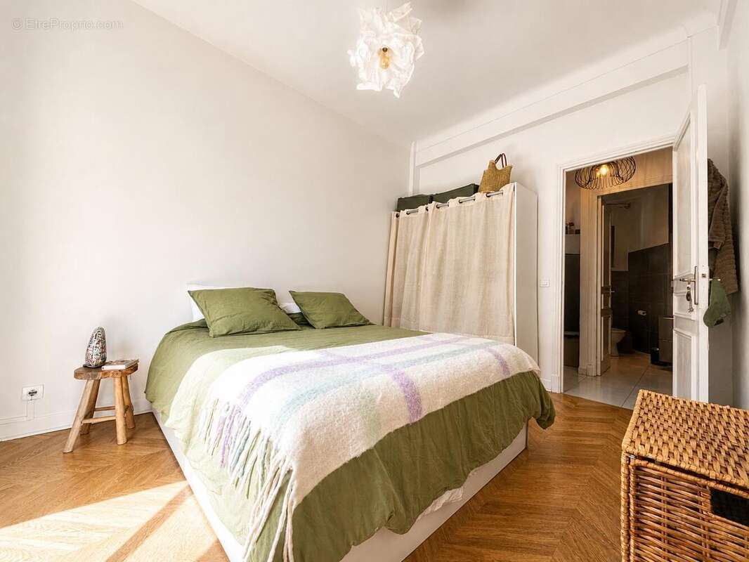   - Appartement à NICE