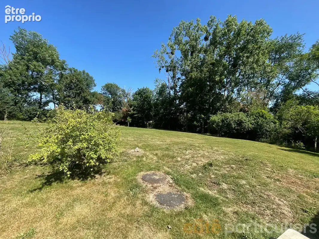 Maison  au bout du chemin avec terrain sur 2 661 m² - photo 13