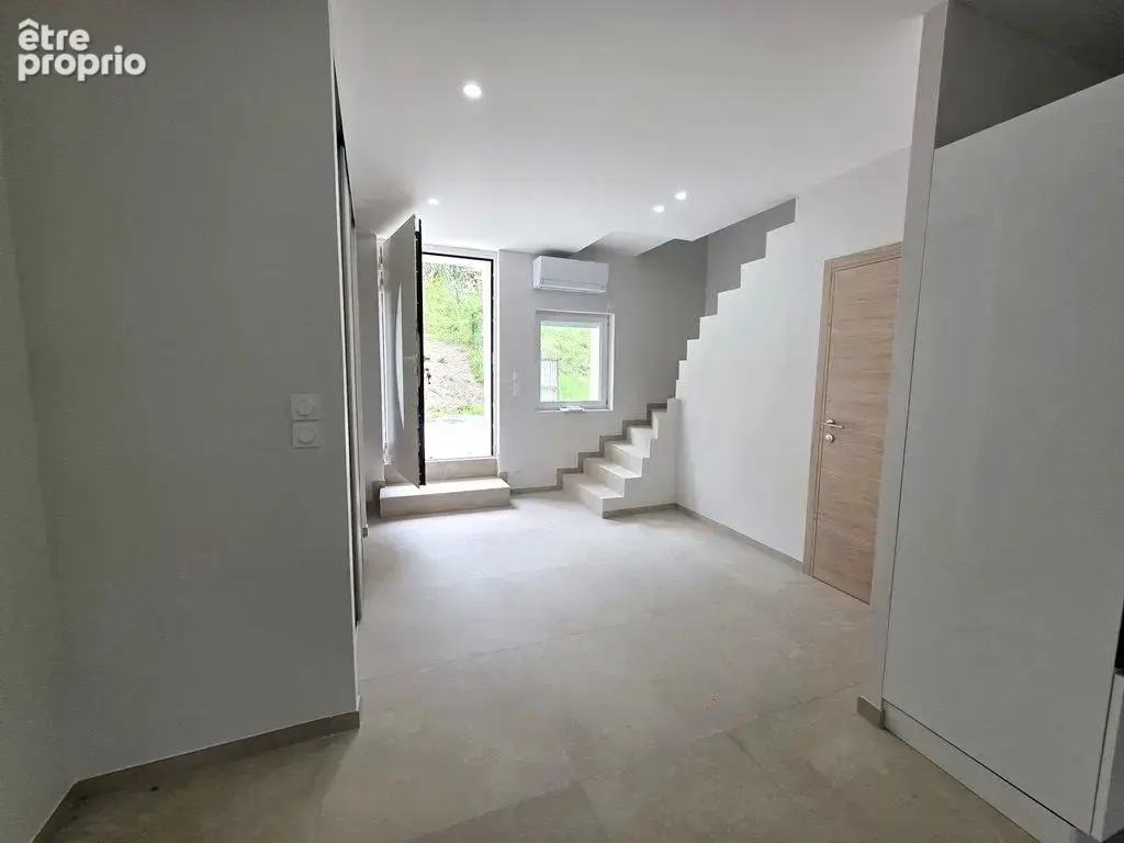 Appartement 71 m² à Yenne  - photo 8