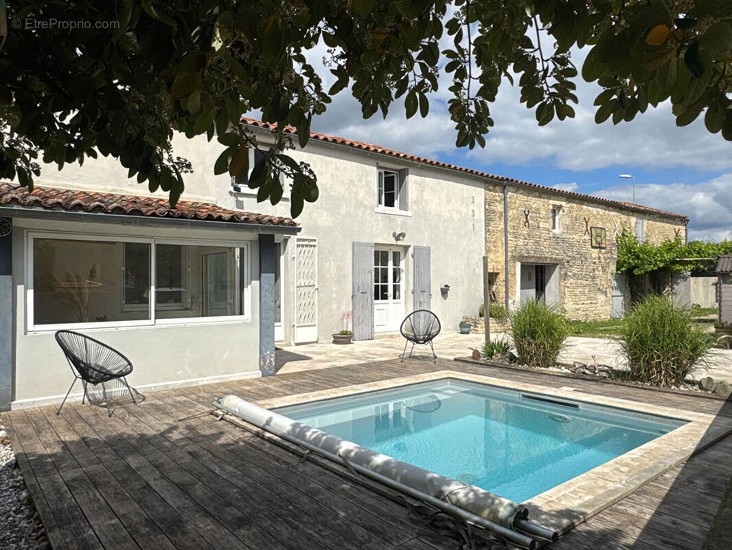 Maison à SAINT-MARD
