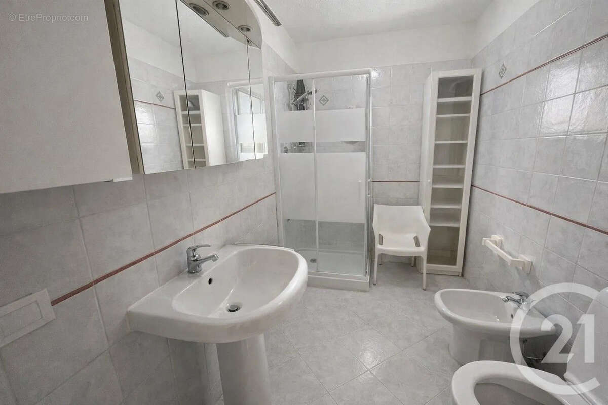Appartement à ROQUEBRUNE-CAP-MARTIN