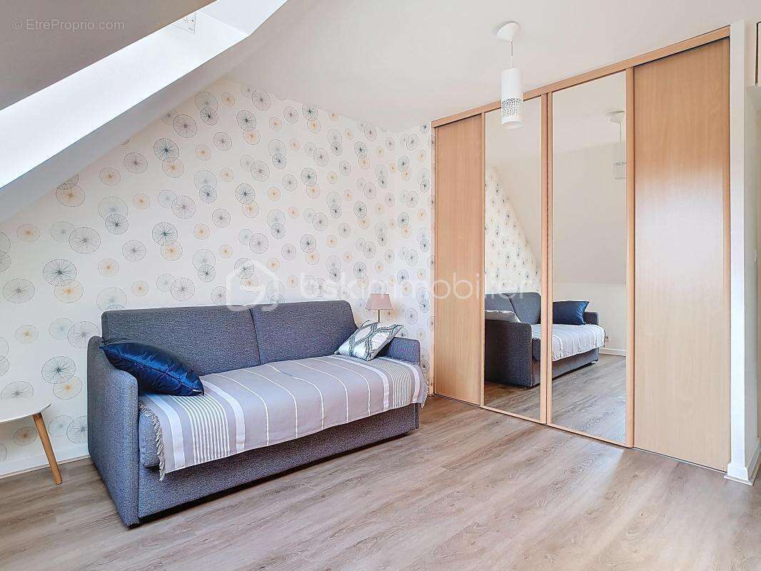 Maison à CHAMPS-SUR-MARNE