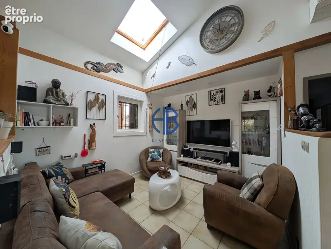 Maison de plain-pied 5 pièces avec piscine et garage - photo 4